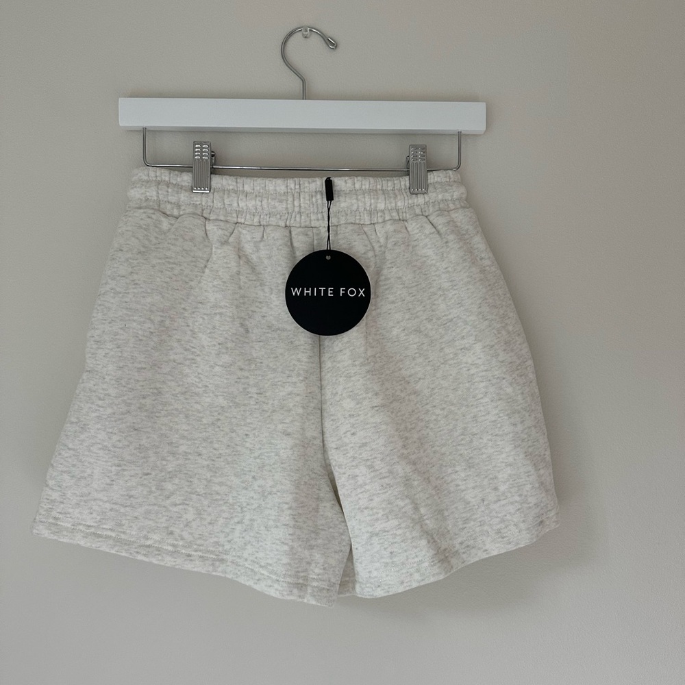 White Fox Boutique Lounge Shorts - Picture 2 of 3